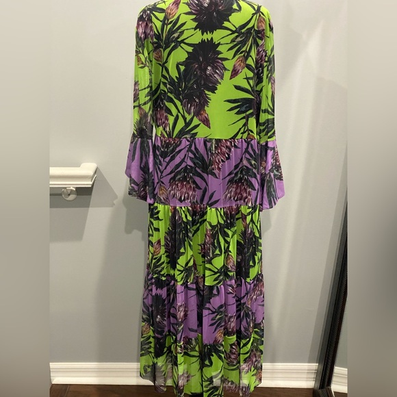 Women dress - - Picture 6 of 6